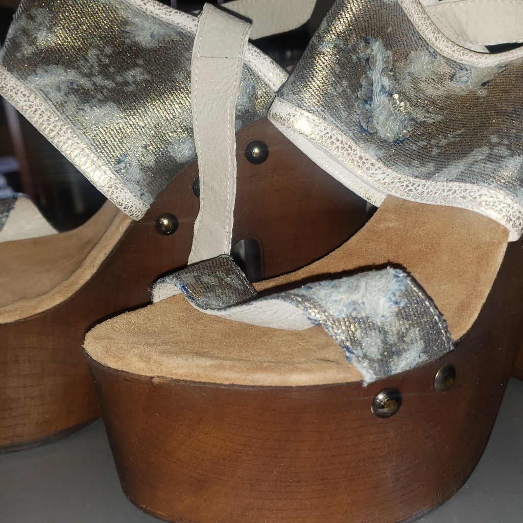 Divine Follie Distress Denium Heels